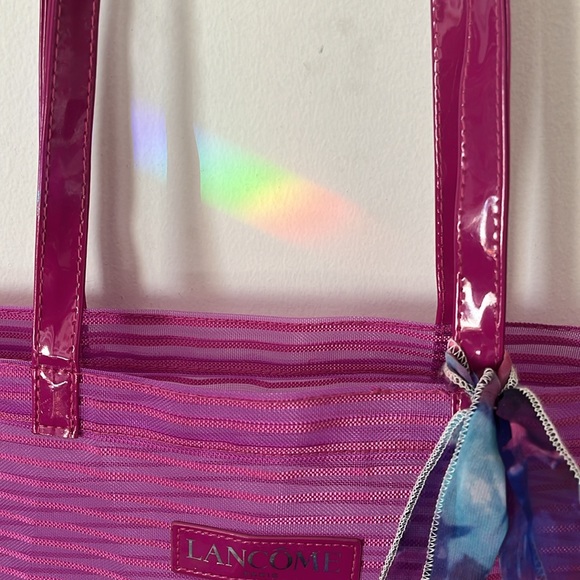 Lancôme Beautiful purple mesh bag - Picture 5 of 8